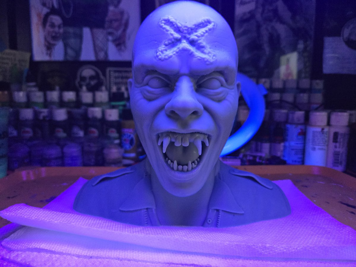 fcart73's tweet image. Evil Ed test print for @MarkBeer4 
#frightnight
#markbeersculpt
#barlowsboutique