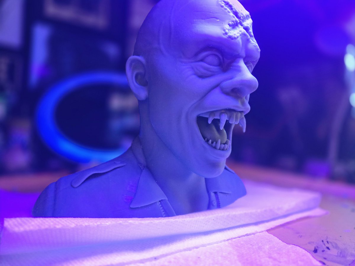 fcart73's tweet image. Evil Ed test print for @MarkBeer4 
#frightnight
#markbeersculpt
#barlowsboutique