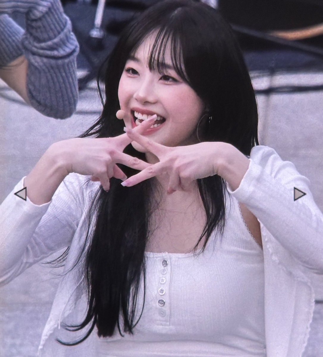 chuu.lvr tweet media