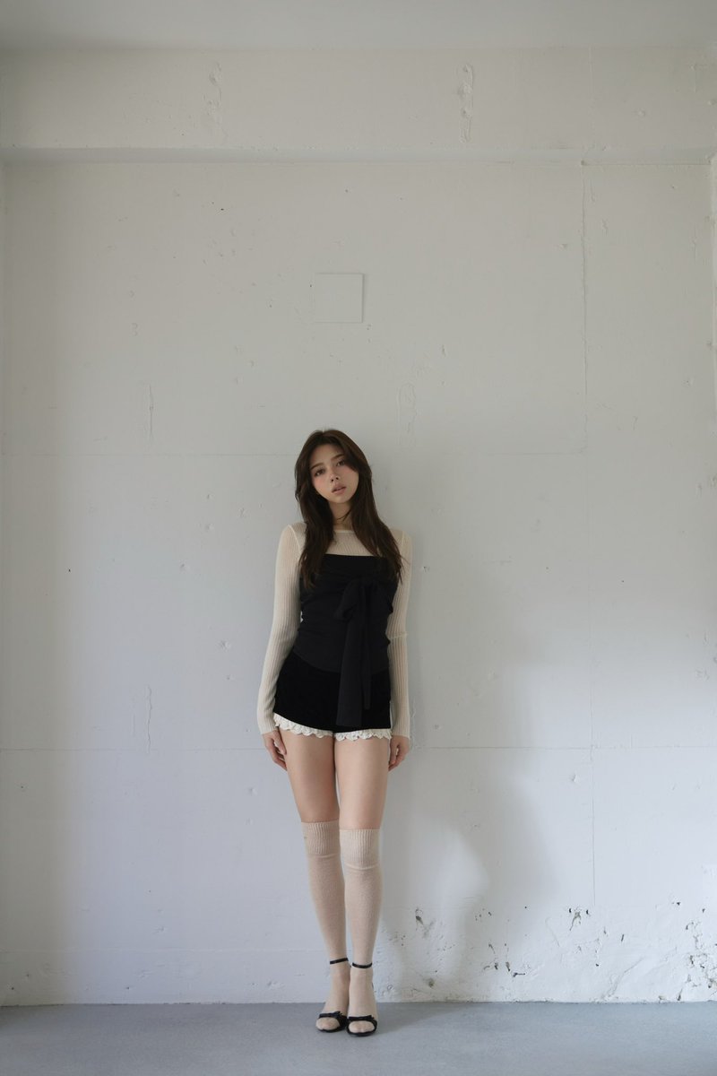 Sara silky tops andmary black 【公式通販】