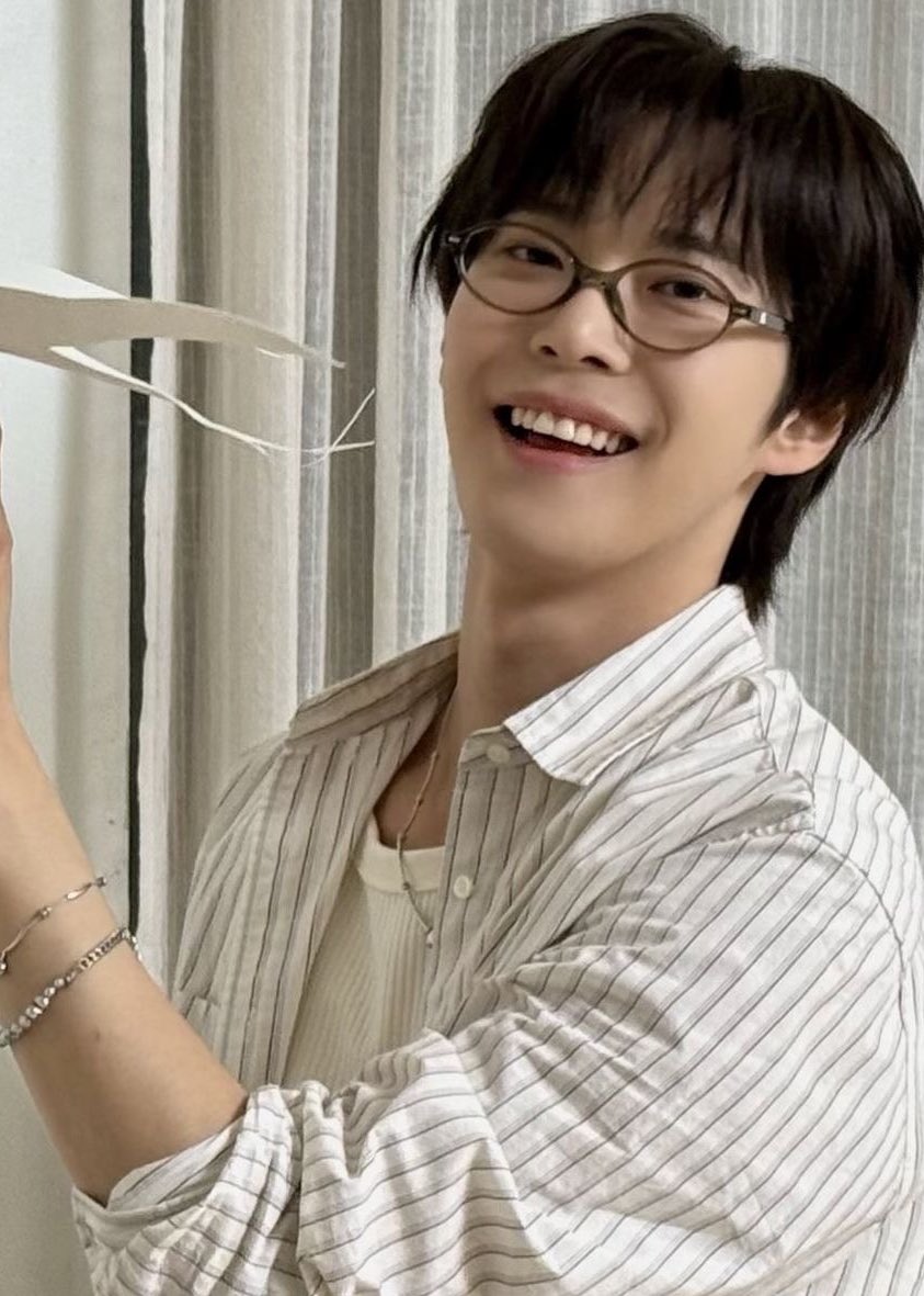 ໒꒱ ˖˚୨୧⋆ ݁˖번니피치.ᐟ 🐰🍀 𓂃 tweet media
