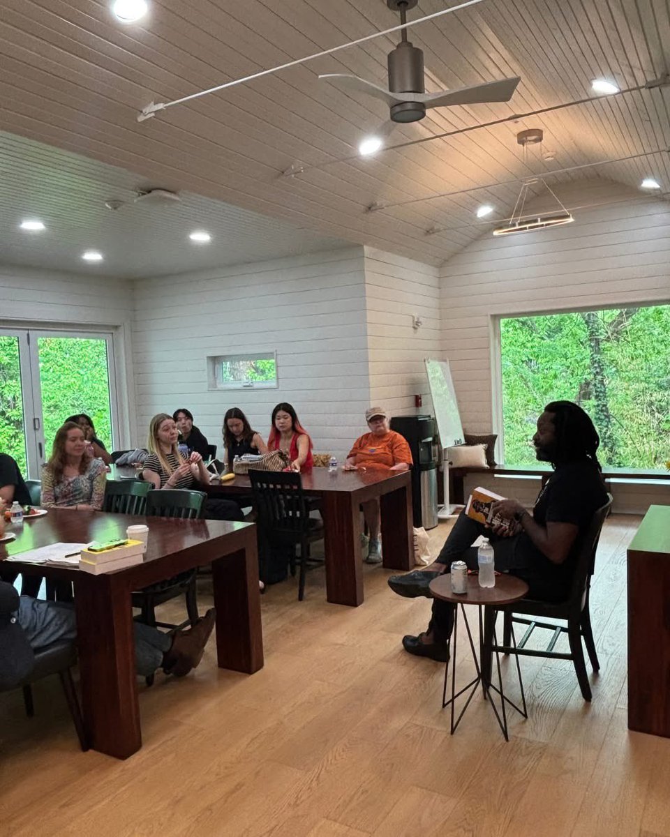 Michener Center for Writers tweet media