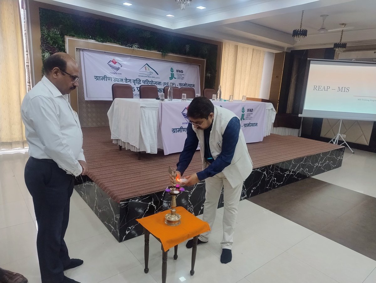 REAPRudraprayag's tweet photo. A training session on MIS was conducted in Dehradun, aimed at enhancing data quality, streamlining processes, and supporting effective program implementation.

#REAPUttarakhand #ifadindia https://t.co/QuKnWJPmXs