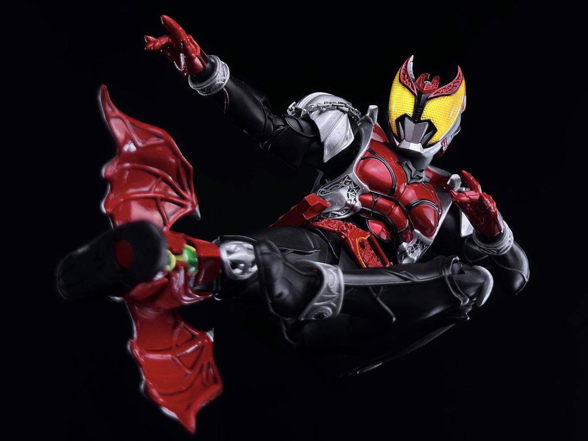 long72002508's tweet photo. #仮面ライダーキバ https://t.co/91A65K18KN