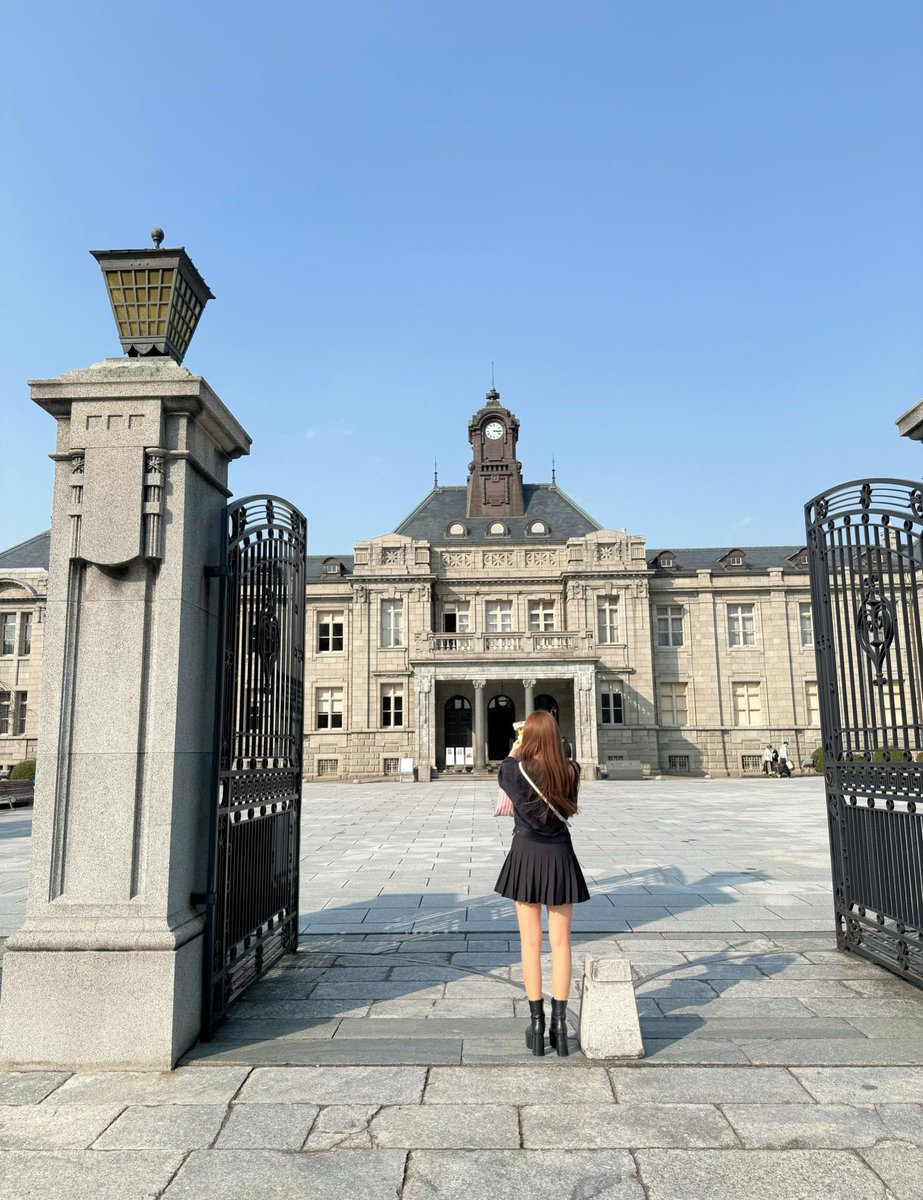 𝑳𝒊𝒇𝒆 𝒘𝒊𝒕𝒉 𝑷𝒆𝒂𝒏𝒖𝒕𝒔 tweet media