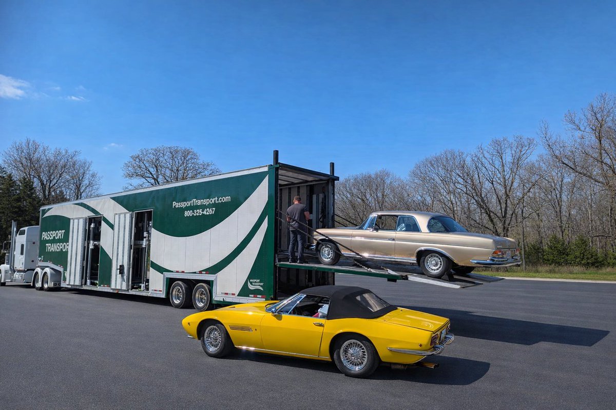 PassportTrans's tweet photo. Loading up a few cars for the Copperstate 1000!

#EnclosedAutotransport #MensArtCouncil #copperstate1000 #CarRallies #PassportTransport https://t.co/NuTn5TnFnf