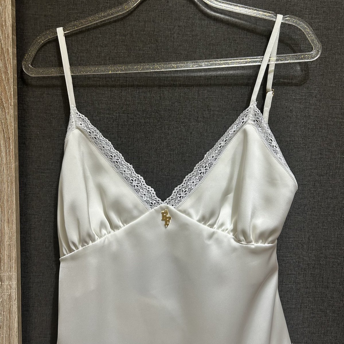 𝘴𝘶𝘯𝘧𝘭𝘰𝘸𝘦𝘳🌻 X ขายแล้ว = ลบ X tweet media