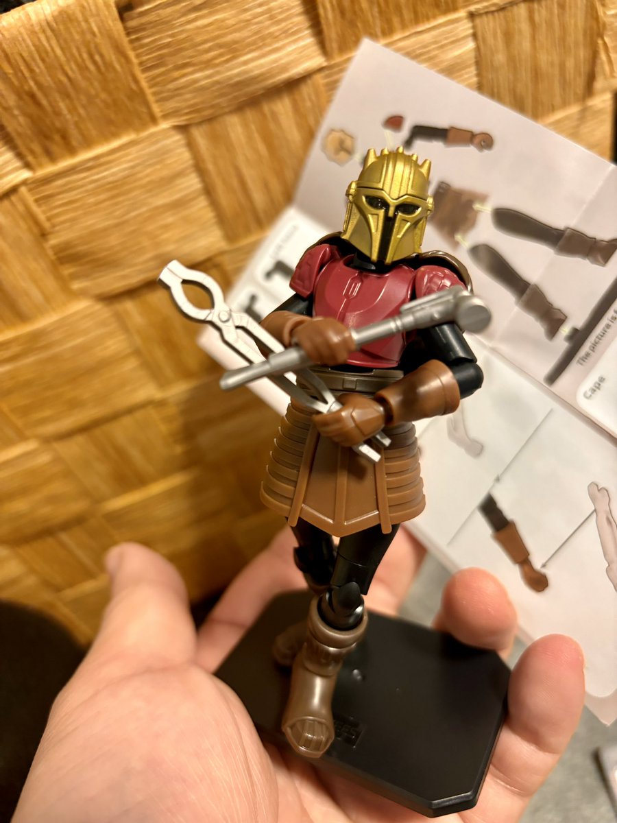 くりそん(SWのグッズ組み合わせで全エピソードストーリー順追体験できるを実現したけど場所なし。 tweet media