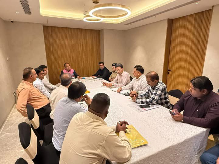 SanjeevArora_PB's tweet image. Held an important meeting with Power Department officials in Jalandhar, where we conducted a detailed review of ongoing development works and key power initiatives across the state.

@PbGovtIndia remains firmly committed to ensuring timely, reliable, and improved electricity