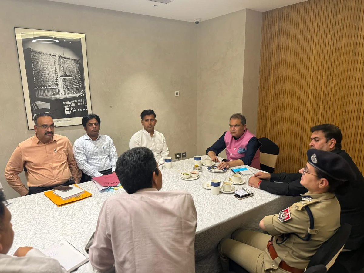 SanjeevArora_PB's tweet image. Held an important meeting with Power Department officials in Jalandhar, where we conducted a detailed review of ongoing development works and key power initiatives across the state.

@PbGovtIndia remains firmly committed to ensuring timely, reliable, and improved electricity