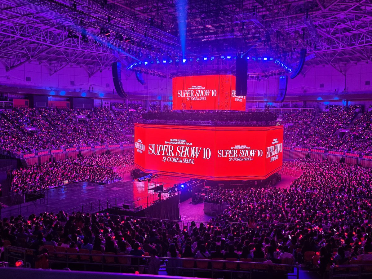 しおり tweet media