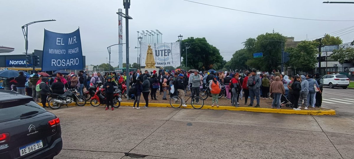 LT8 am830 tweet media