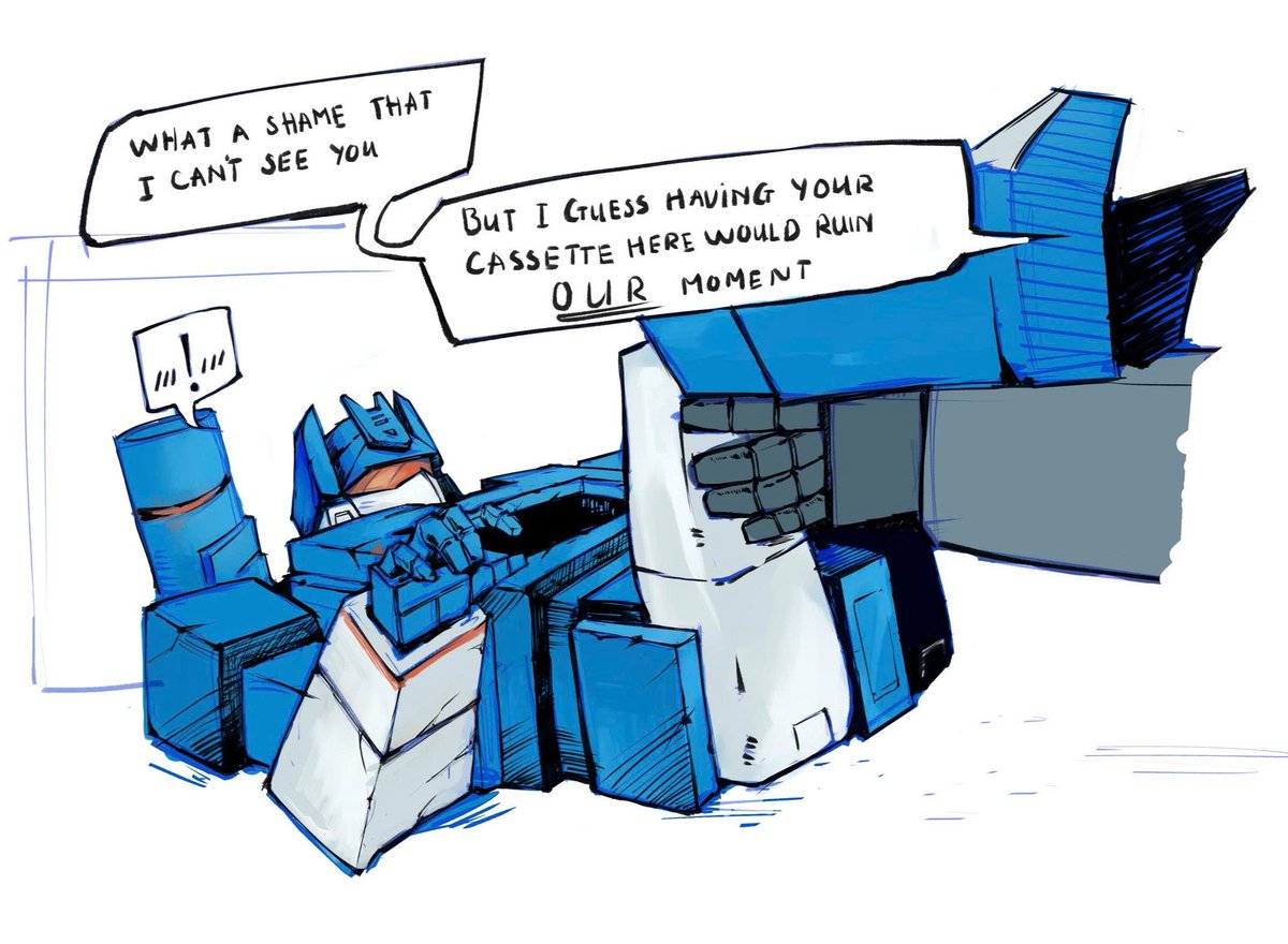 UniverseNira's tweet photo. I remember being too embarrassed to post this
Looking back now it is kind of funny :)))
#transformers #Megasound #skybound https://t.co/XSOdgYFUQc