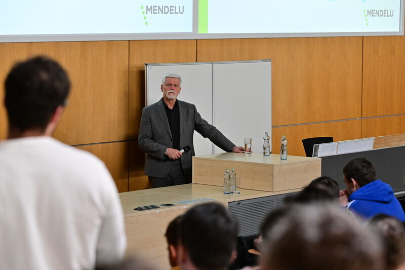 Poslední skaut™ tweet media