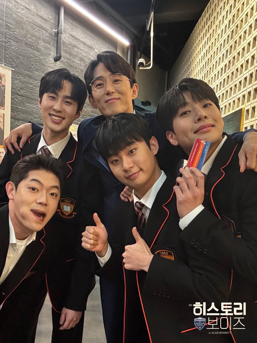 연극 히스토리보이즈 tweet media