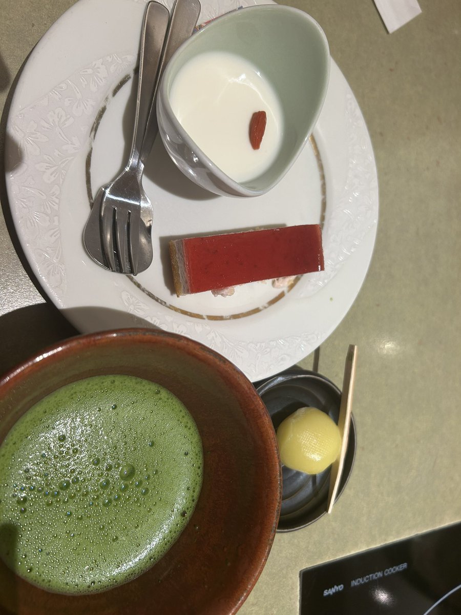 にゃんとにゃけ tweet media