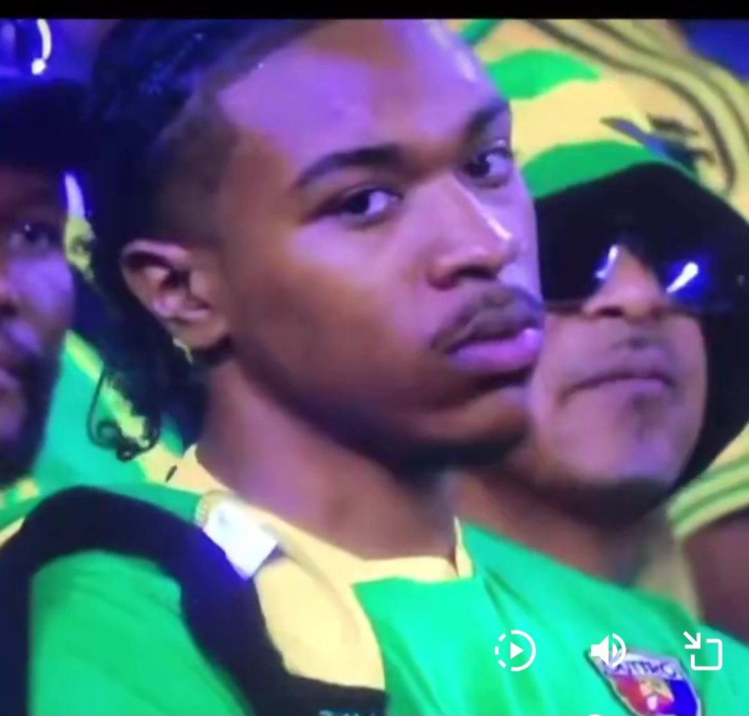 SweetMusicMan tweet media