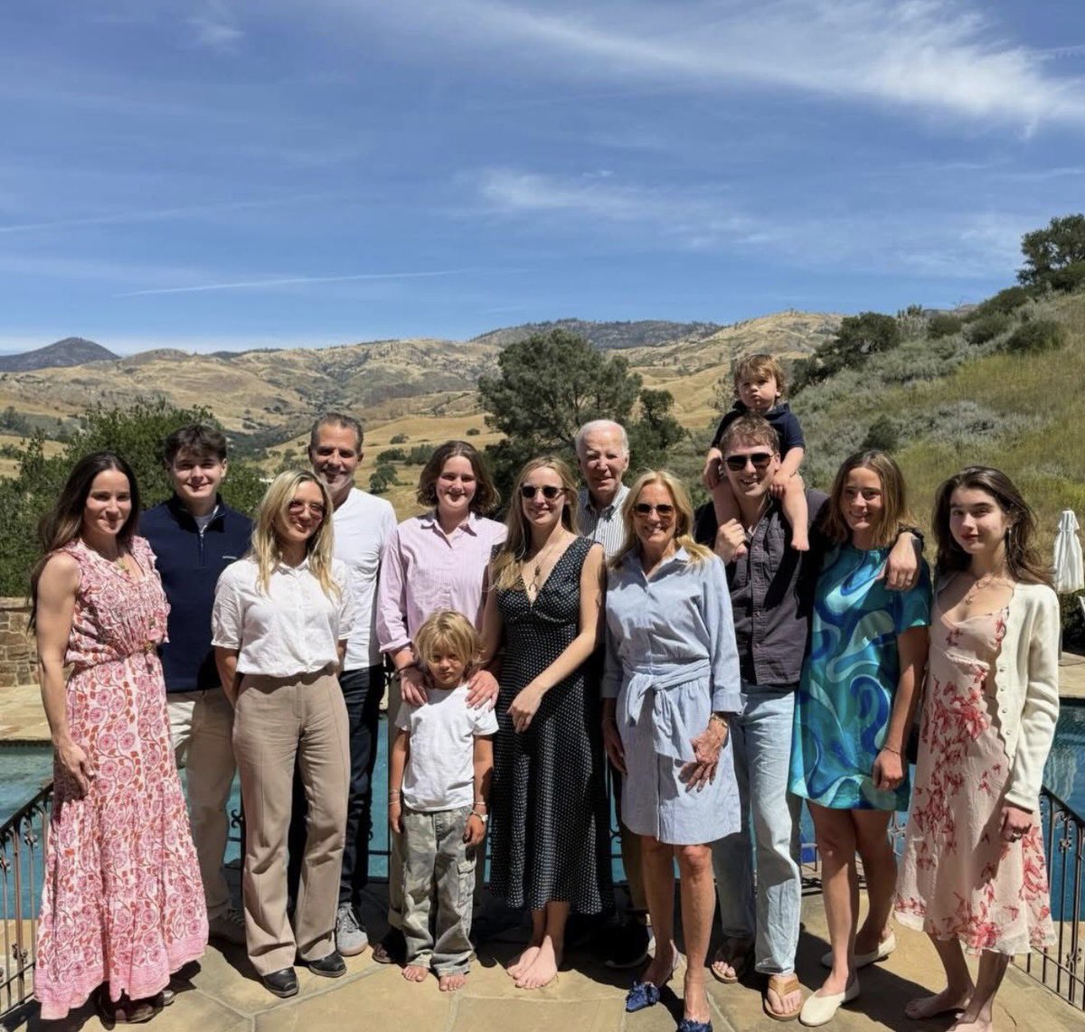 MeidasTouch tweet media