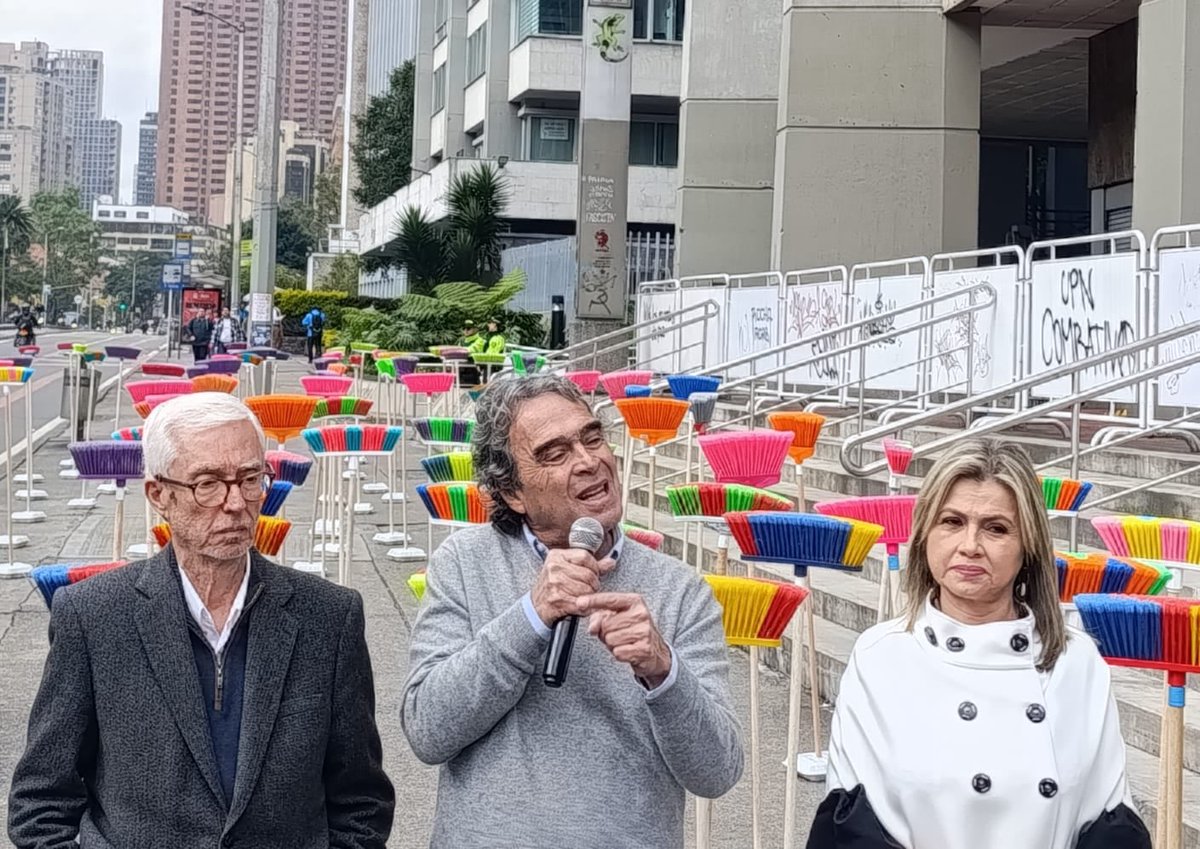 Jorge Enrique Robledo tweet media