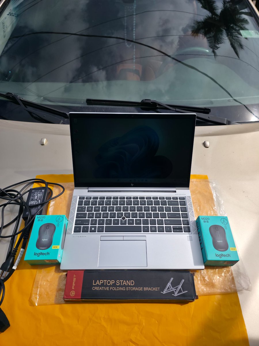 SamuelKolawole0's tweet image. Nife got Galaxy S22+, iPhone 13 , HP Elitebook 845 G8, Xiaomi 13T Pro and Xiaomi 12X for his mum.. and now his brother needed a a solid PC 🤝

End Result 🏌🏿 

HP EliteBook 845 G8 Ryzen 5 Pro 11th Gen &amp;amp; mouse delivered to Ipaja Lagos

Thank you for the continued trust @nifeETH_ 🙏🏿