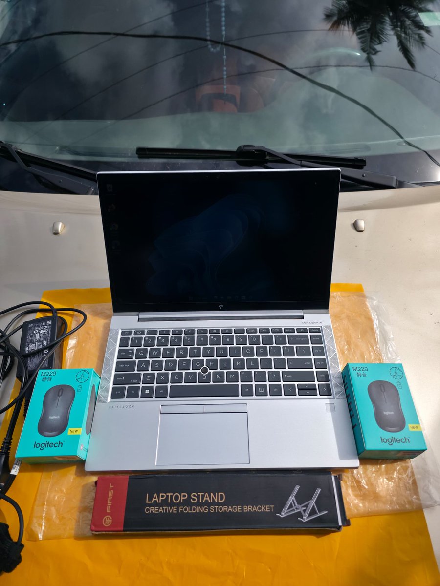 SamuelKolawole0's tweet image. Nife got Galaxy S22+, iPhone 13 , HP Elitebook 845 G8, Xiaomi 13T Pro and Xiaomi 12X for his mum.. and now his brother needed a a solid PC 🤝

End Result 🏌🏿 

HP EliteBook 845 G8 Ryzen 5 Pro 11th Gen &amp;amp; mouse delivered to Ipaja Lagos

Thank you for the continued trust @nifeETH_ 🙏🏿