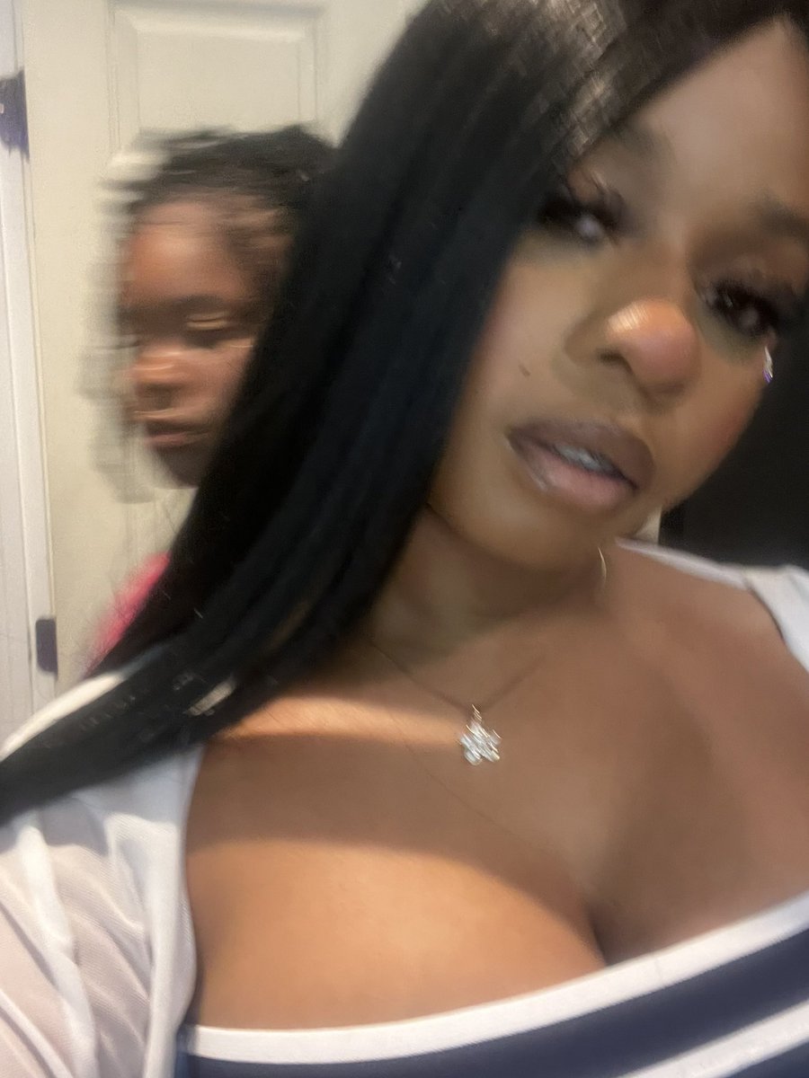 LUH K 🐙 tweet media