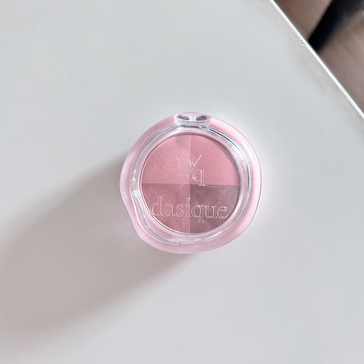 ᙏ̤̫ // tweet media