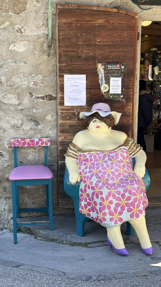 Sophie HELLO tweet media