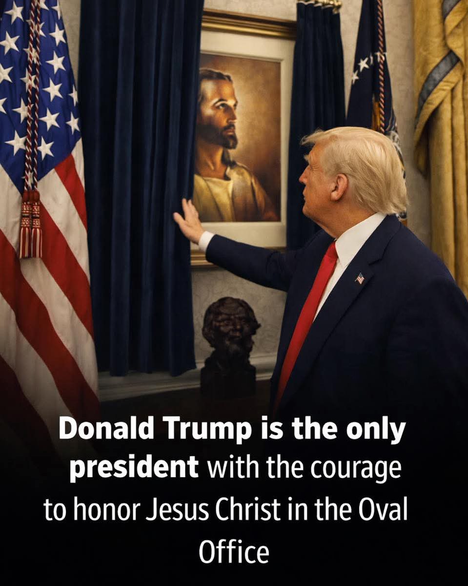 President Trump caused an UPROAR after hanging the classic 1940 Warner Sallman "Head of Christ" painting in the Oval Office. 

Critics say the painting is "offensive" and excludes other religions. 

🔻Are Trump's actions "offensive," or should he keep the painting up?