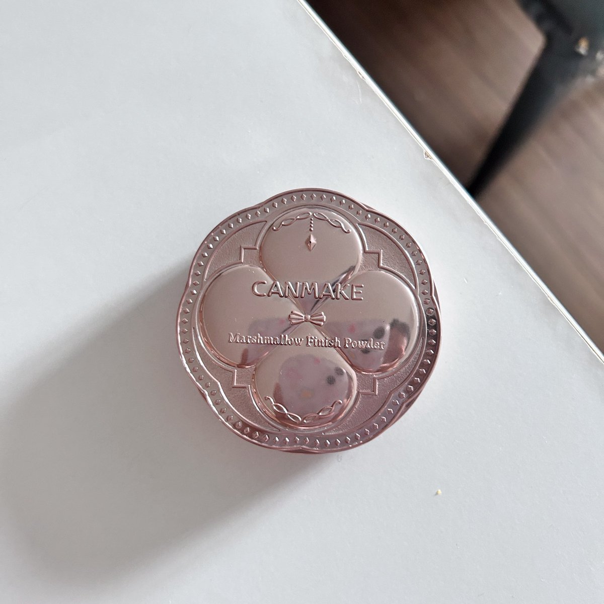 ᙏ̤̫ // tweet media