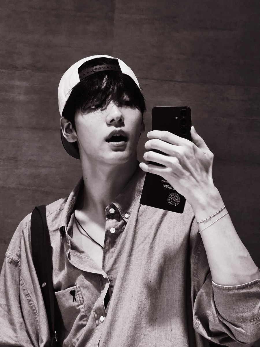 Nıc͟h͟o͟lαs tweet media