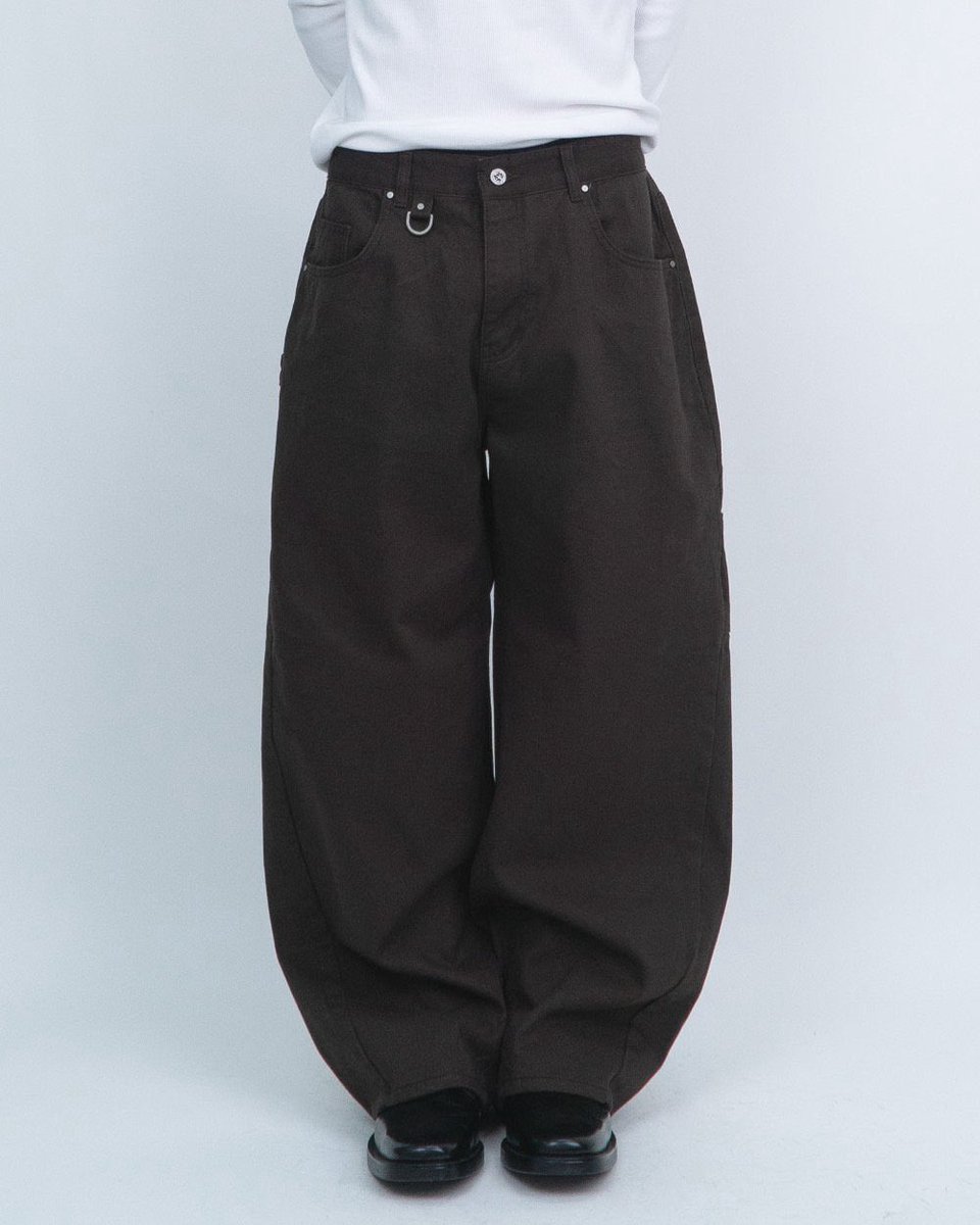 RURU_WooStore's tweet photo. 頑張ってないのに
ちゃんとオシャレな人、

だいたいこういうパンツ履いてる。 https://t.co/edBx7fxt4p