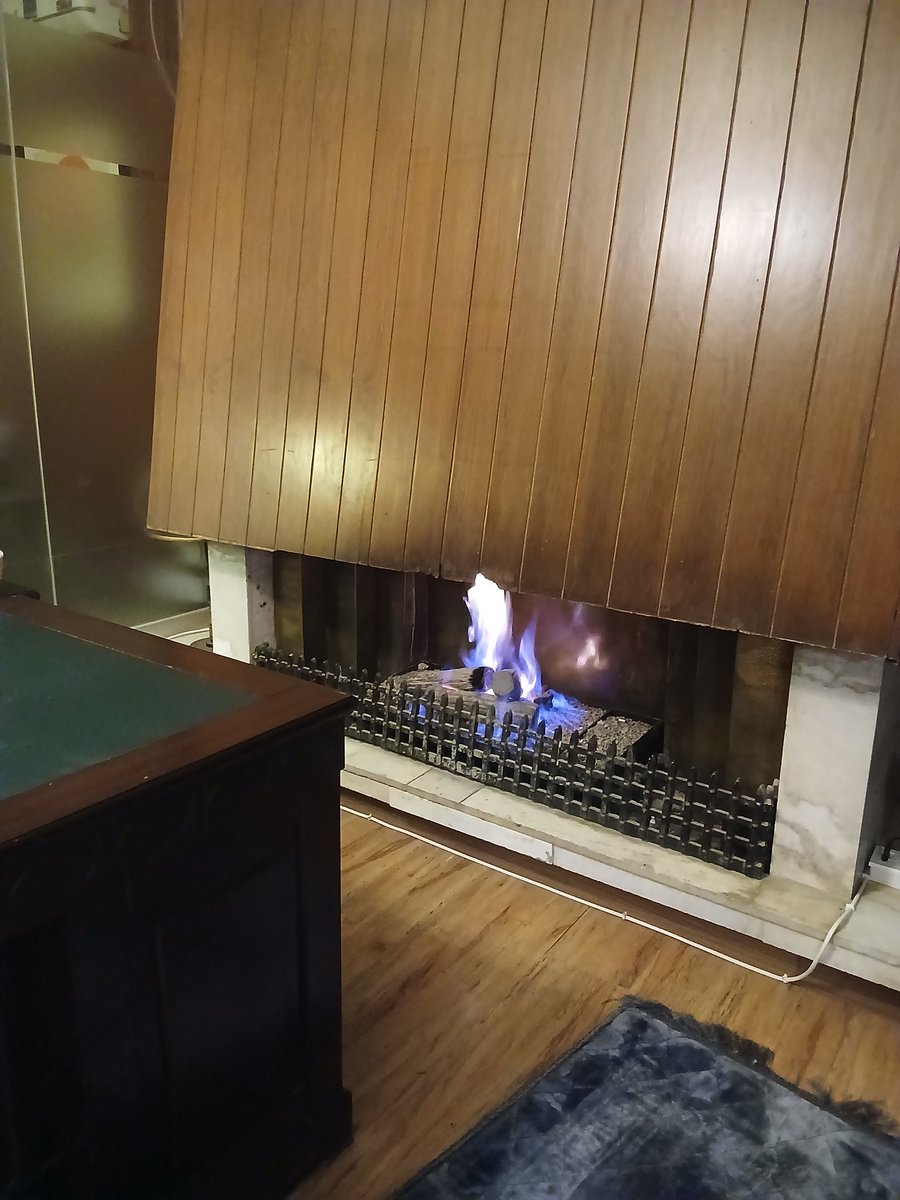 Umer Gilani tweet media