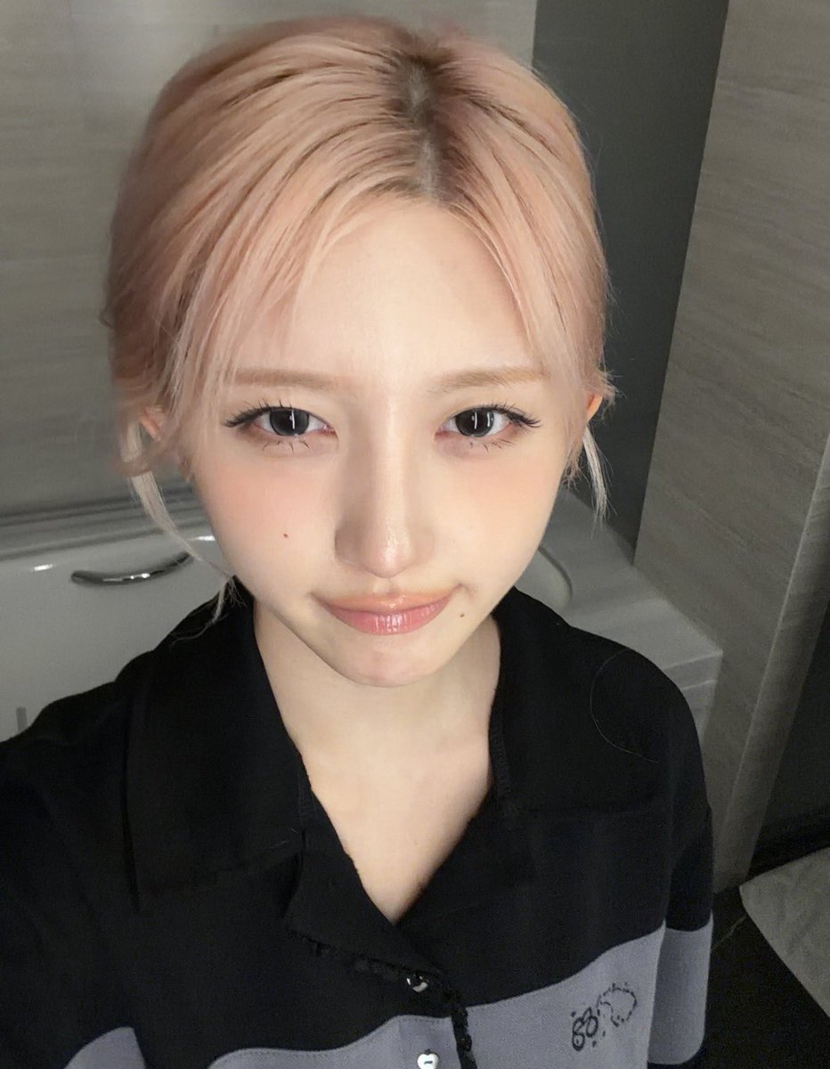 김가을 얼굴 tweet media