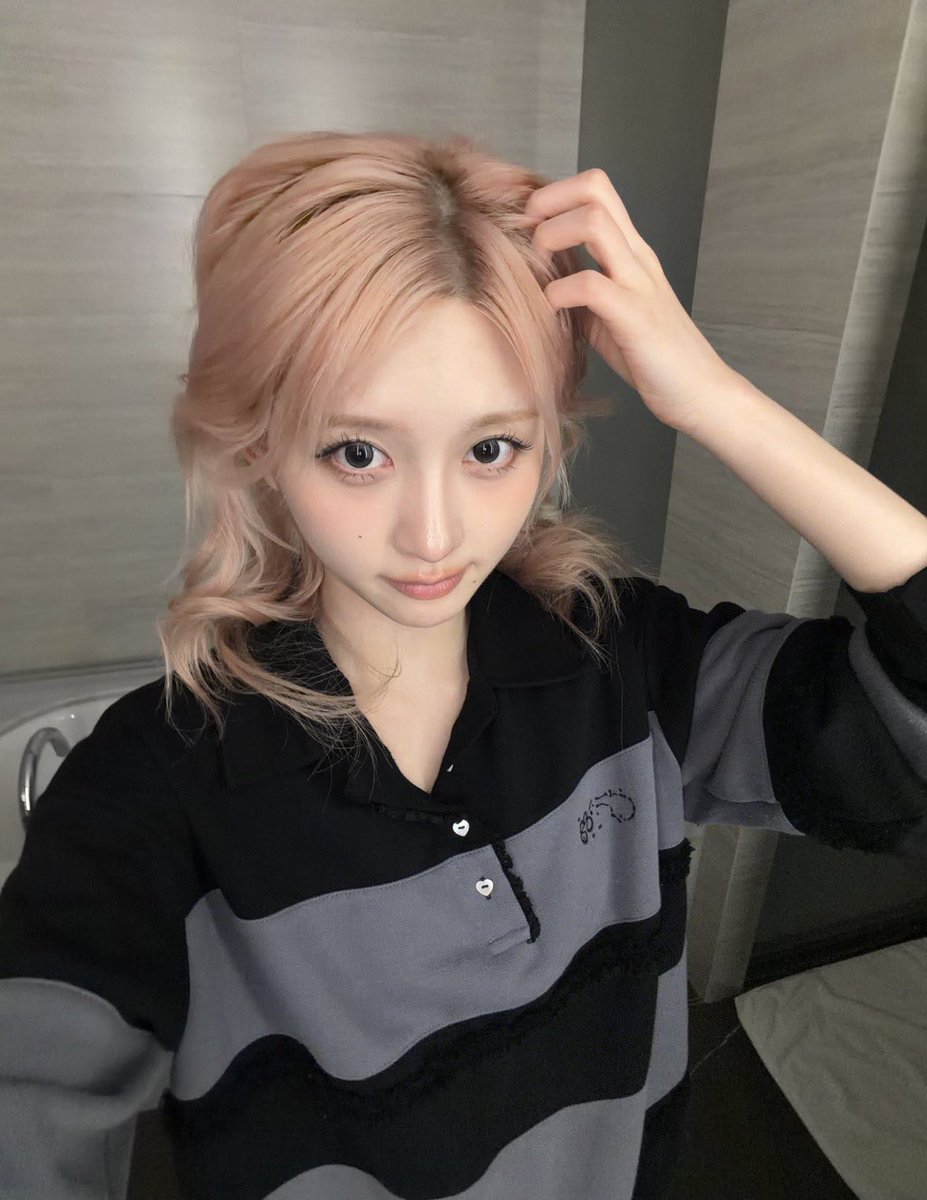 김가을 얼굴 tweet media