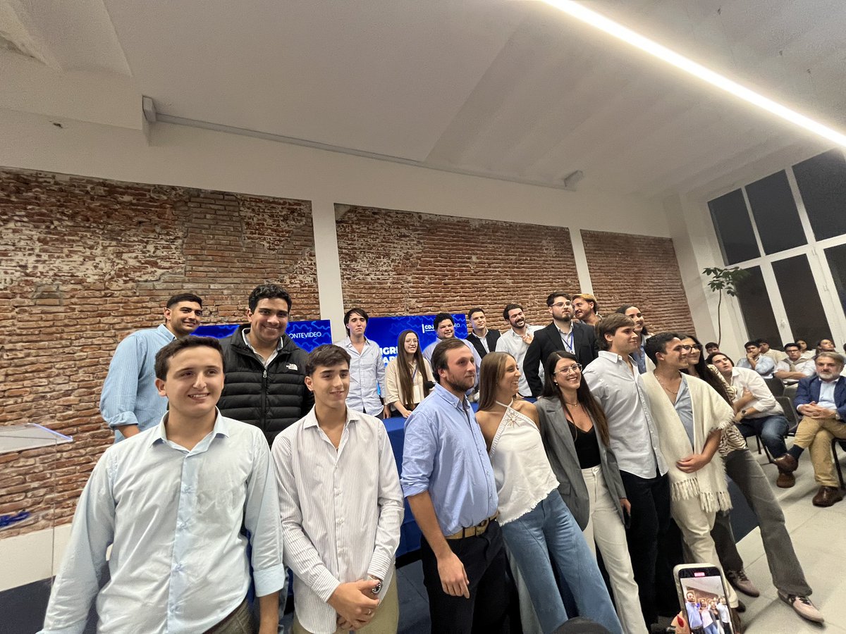 Jóvenes 71 tweet media