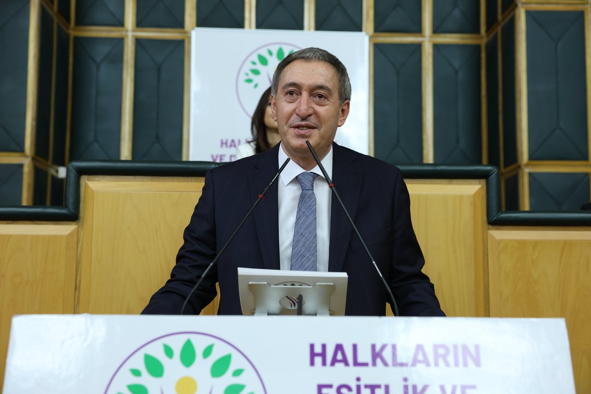 DEM Parti tweet media