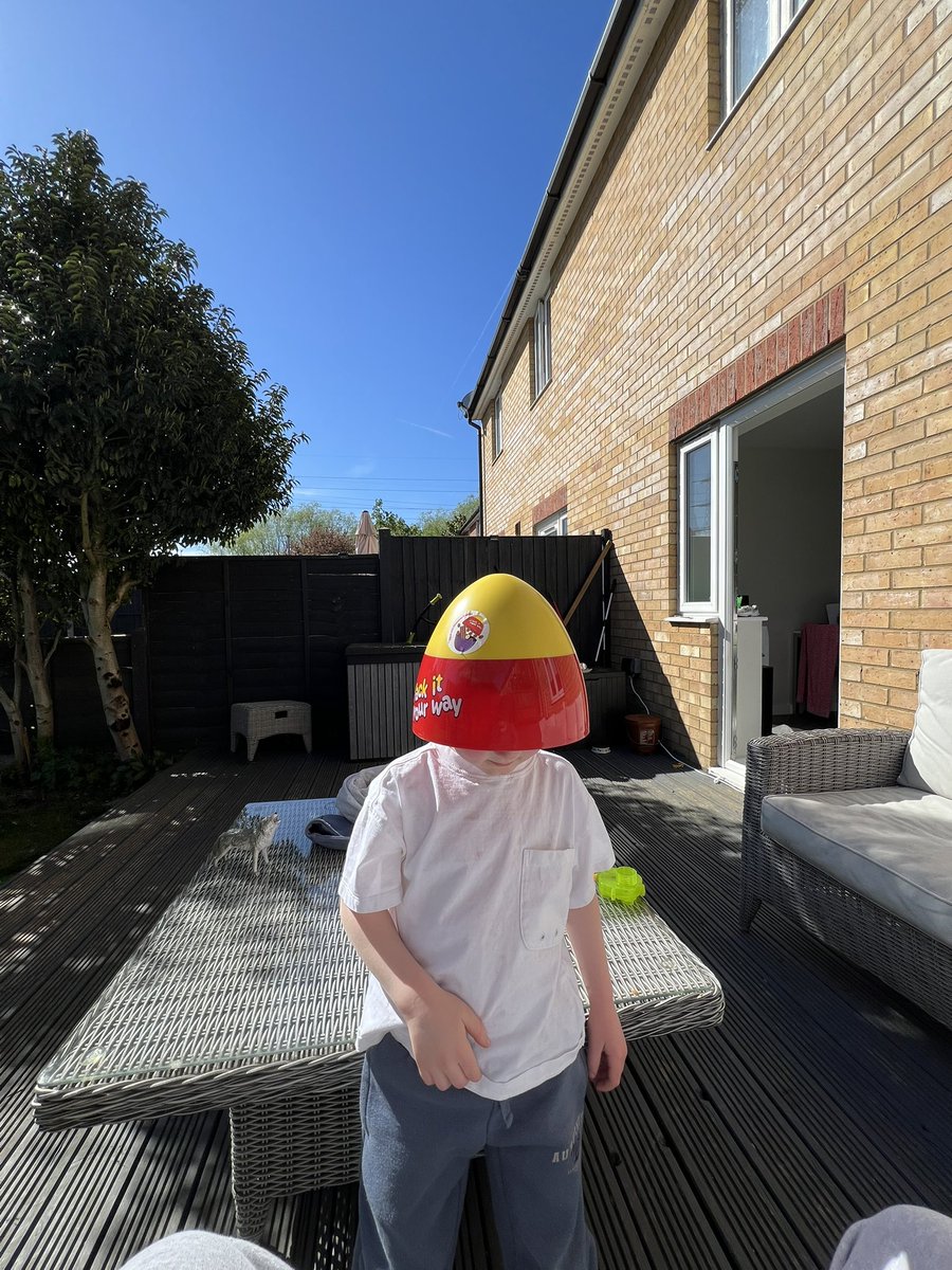 mitchell🇬🇧 tweet media