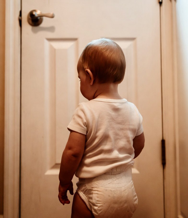 RuthHartes's tweet image. Another funny thing about living with my in-laws and our teeny boys…  

No one can use the bathroom without a little guy banging on the door and/or loudly voicing their objections.  

No one 😂  

#MomLife #MulticulturalFamily #FamilyFirst