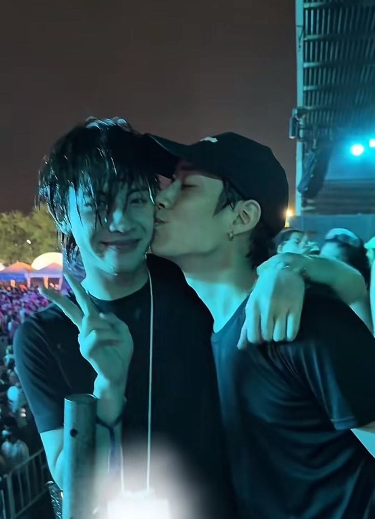 ivy 𐙚 tweet media