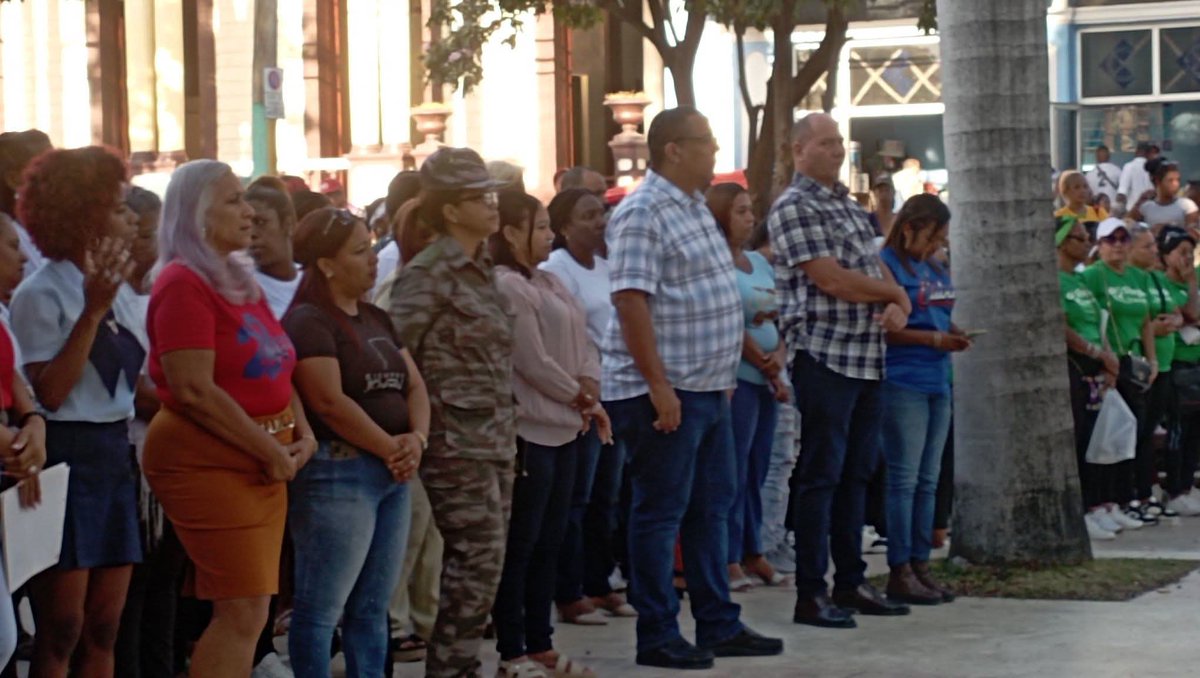 Albis López tweet media