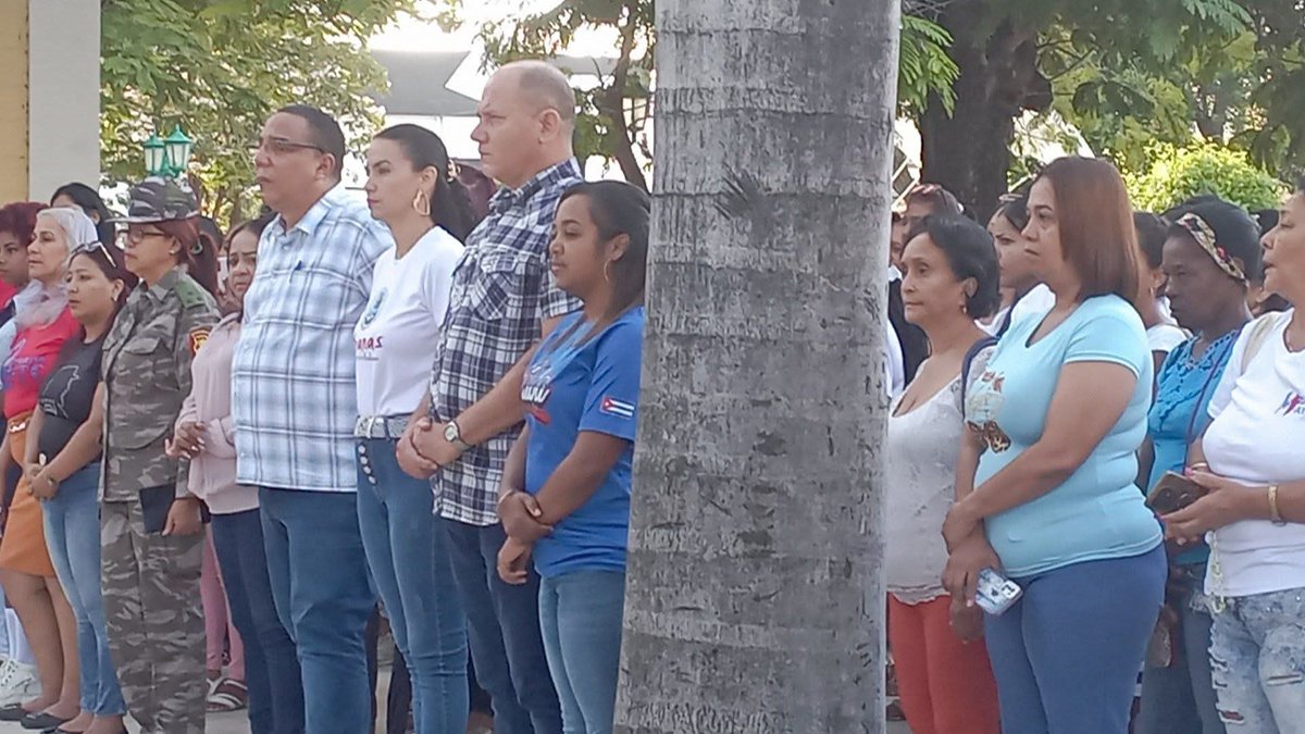 Albis López tweet media