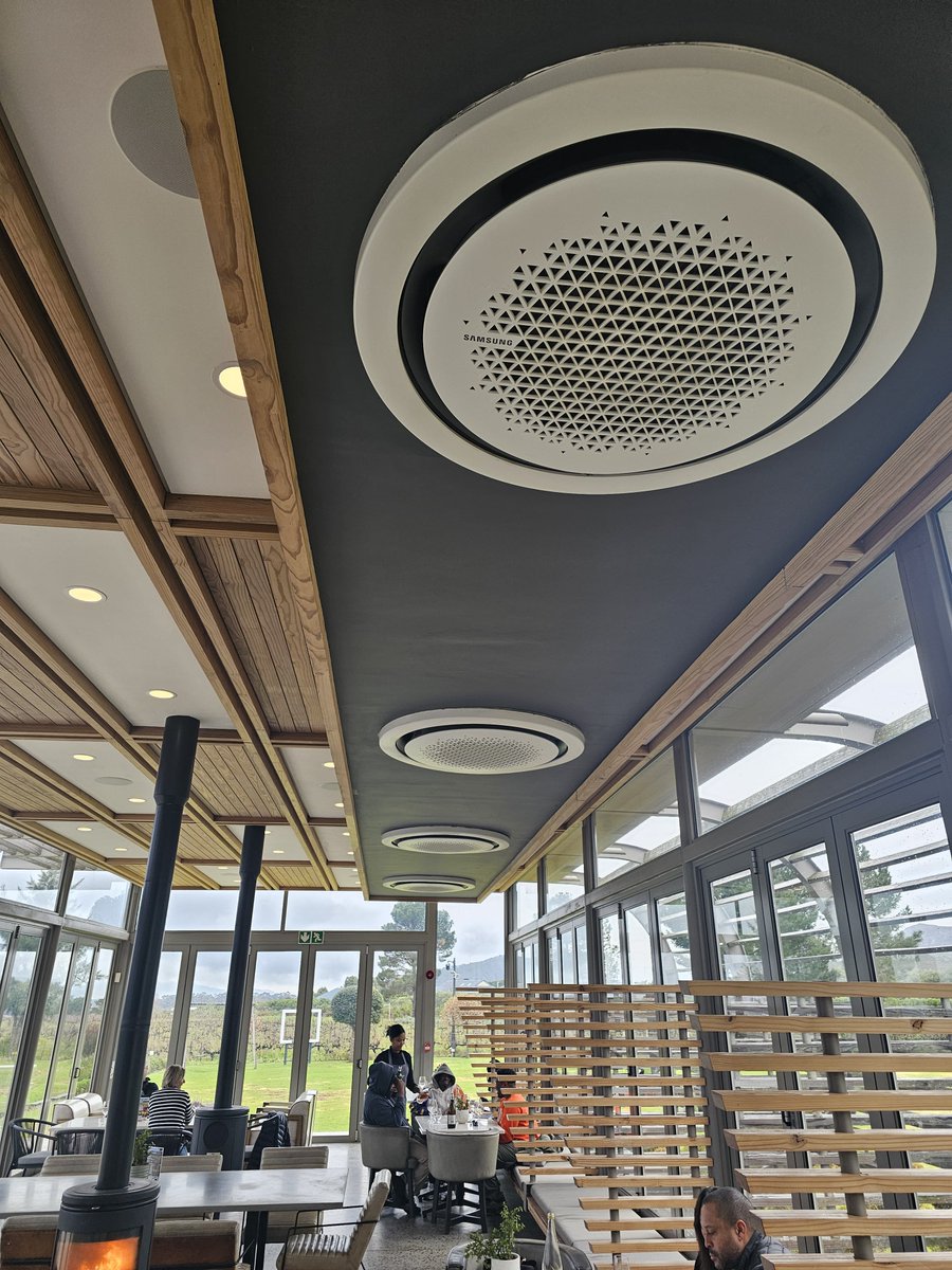 Leading Architecture tweet media