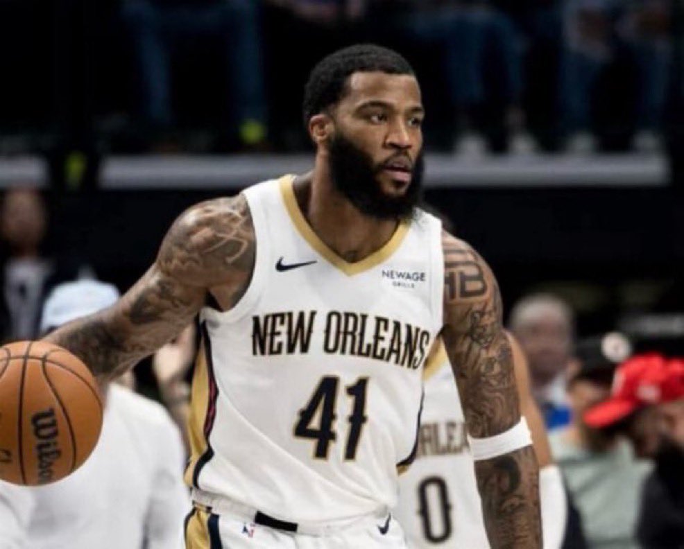 Alex Caruso tweet media