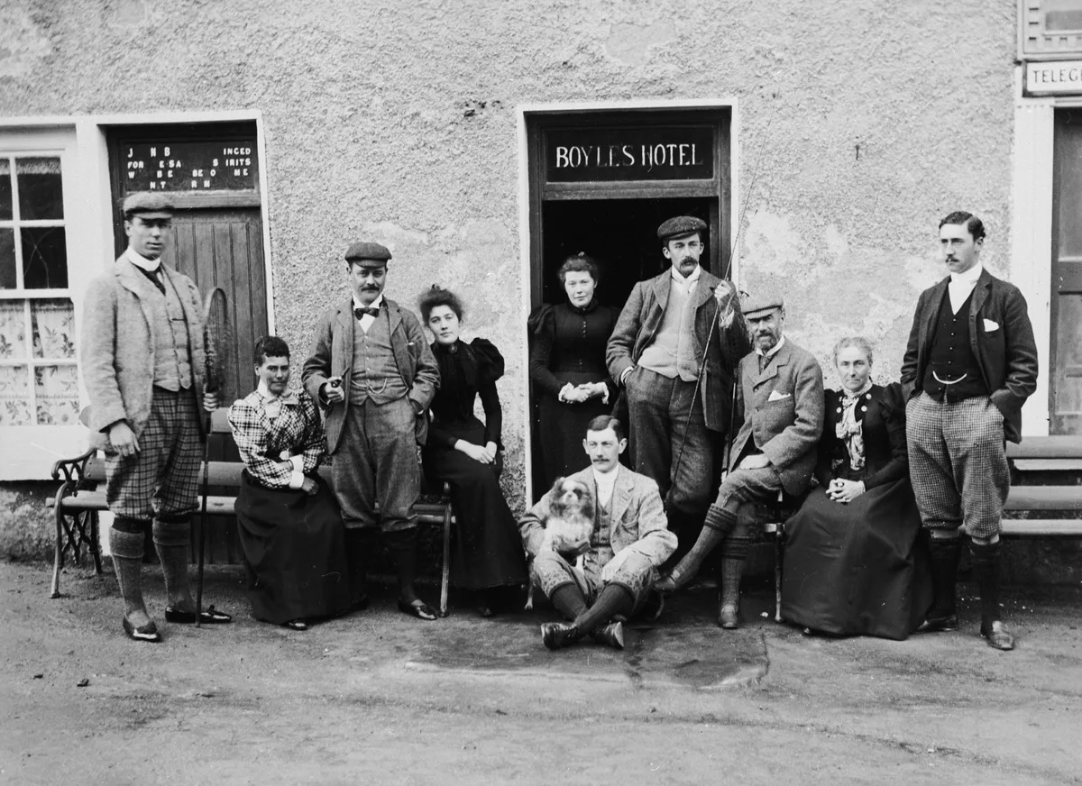 WDYTYA? Magazine tweet media