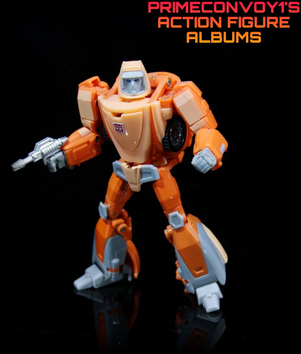 primeconvoy1's tweet image. "Friend find. Look behind." - Wheelie

X-Transbots MM-4+ Ollie

#transformers #xtransbots #actionfigures #toyphotography #transformerstoys #transformersg1 #actionfigurephotography #g1wheelie #transformersthemovie