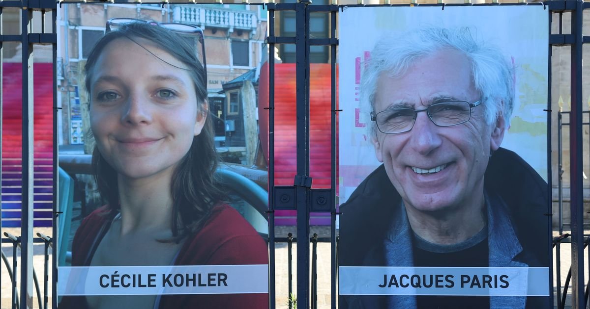 Media Express tweet media