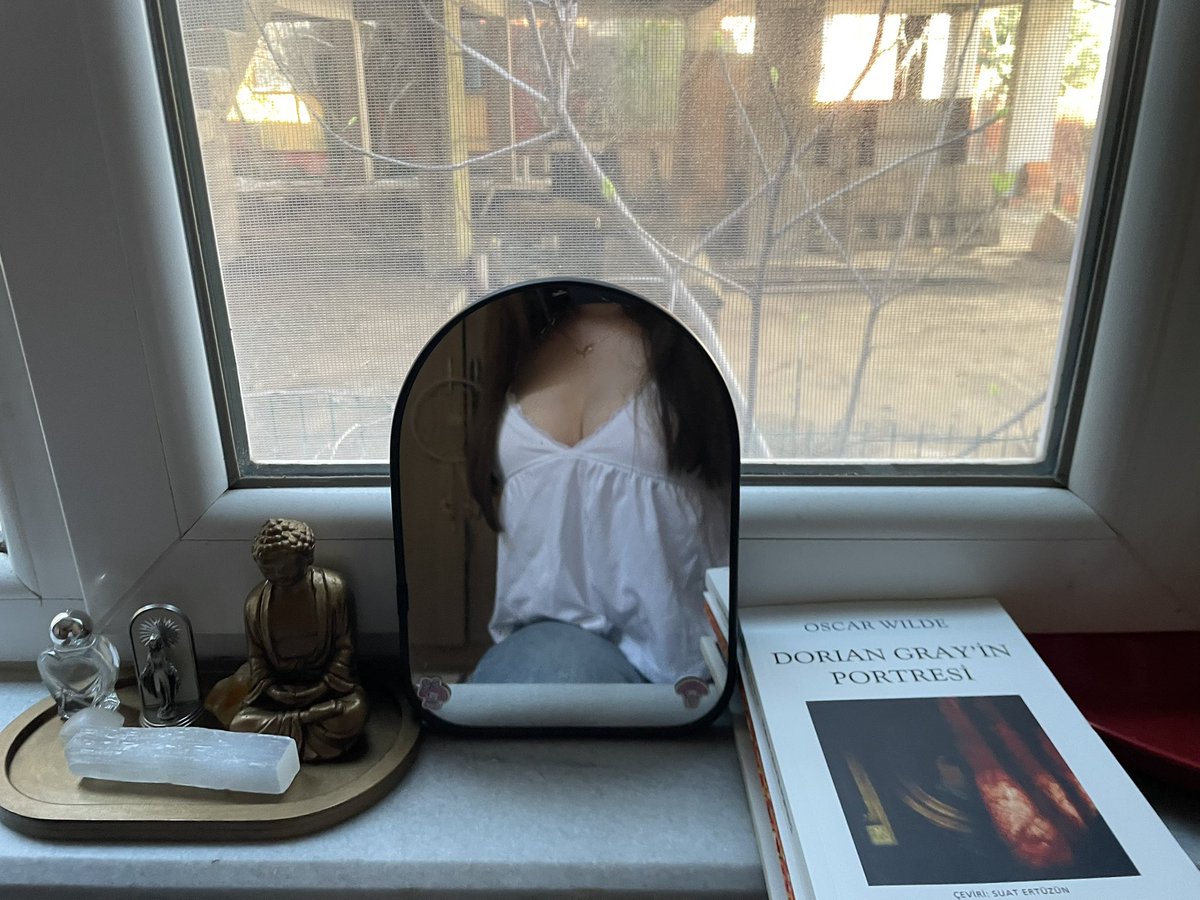 nur (@r0ttenk1tty111) on Twitter photo 