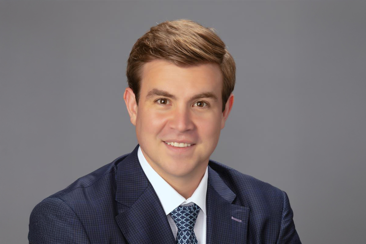 ASPPA's tweet image. Exam Overdrive: One Advisor’s (Extremely) Impressive ASPPA Credential Quest

Read more: asppa-net.org/news/2026/4/ex…
 #ASPPA #FinancialAdvisor #ProfessionalDevelopment