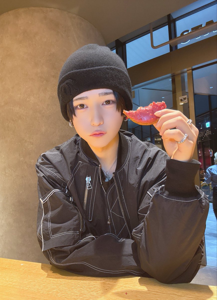 めろ神 柊 tweet media